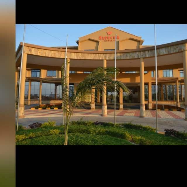 Nashera Hotel Dodoma エクステリア 写真
